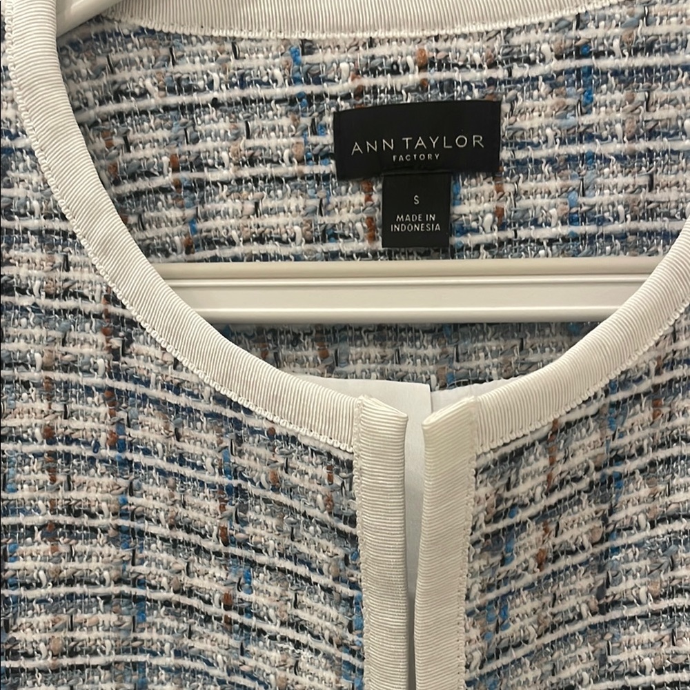 Ann Taylor Blue and White Tweed Jacket - Picture 7 of 10